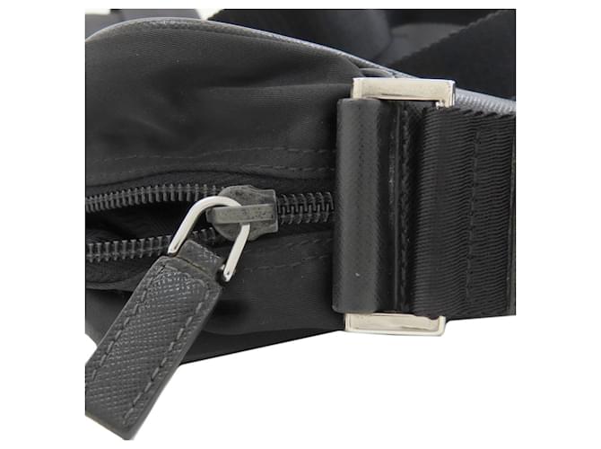 Borsa a tracolla in nylon nero Prada - vista 15