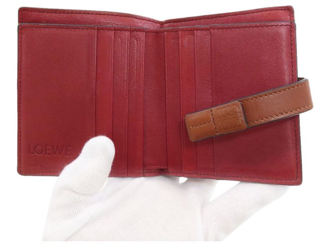Cartera de cuero con cierre de doble pliegue Loewe Anagram para mujer Castaño - vista 4