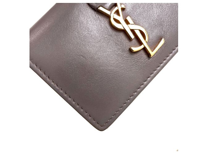 Cartera compacta Cassandra Yves Saint Laurent Castaño - vista 10