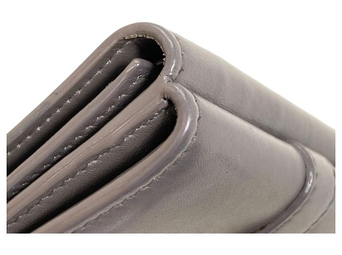 Cartera compacta Cassandra Yves Saint Laurent Castaño - vista 14