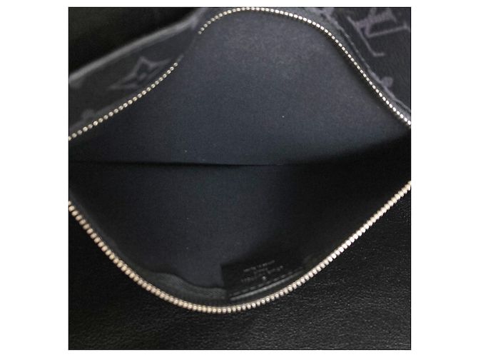 Borsa Tote Cabas Voyage in pelle Taurillon Louis Vuitton Nero - vista 11