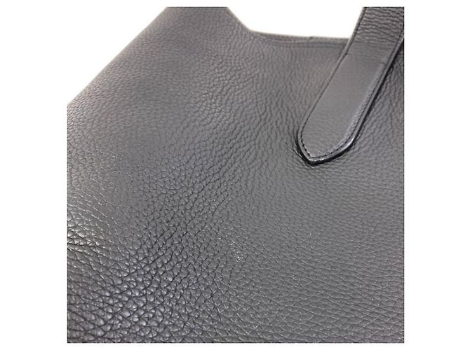 Borsa Tote Cabas Voyage in pelle Taurillon Louis Vuitton Nero - vista 13