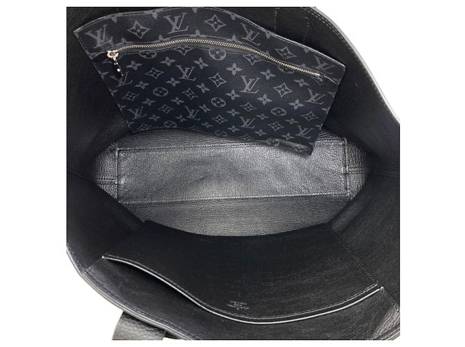 Borsa Tote Cabas Voyage in pelle Taurillon Louis Vuitton Nero - vista 5