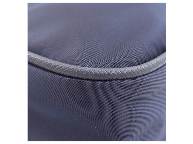 Borsa a tracolla Prada 2VH093 con logo metallico Blu navy - vista 9