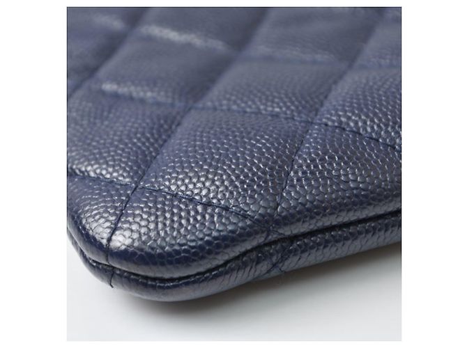 Pochette Classic di Chanel in Navy Blu navy - vista 7