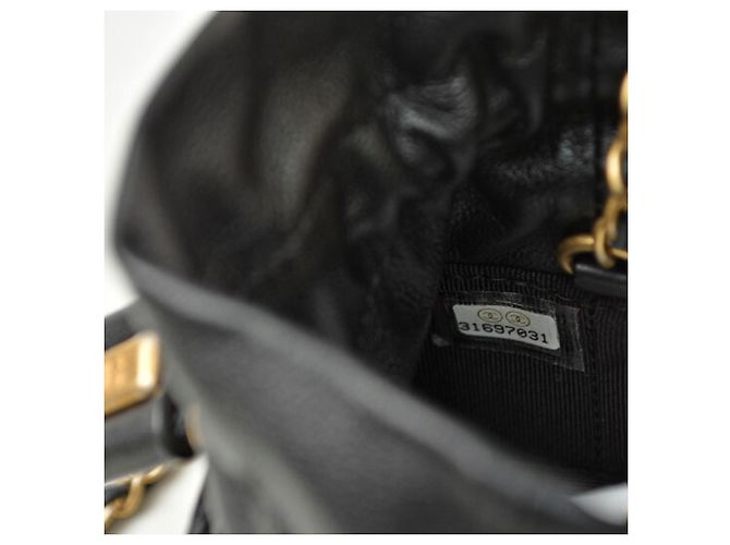 Borsa a Spalla Chanel Mini Cube Matelassé Nero - vista 9