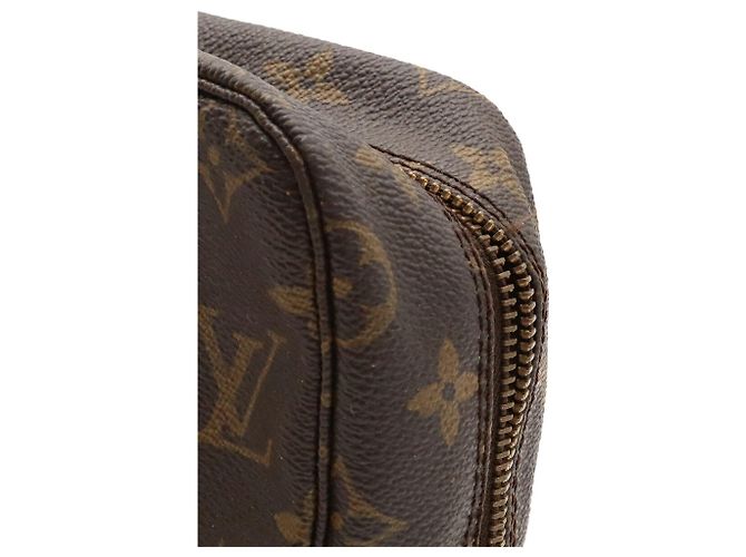 Louis Vuitton Monogram Trousse Toilette 28 Clutch Marrone - vista 6
