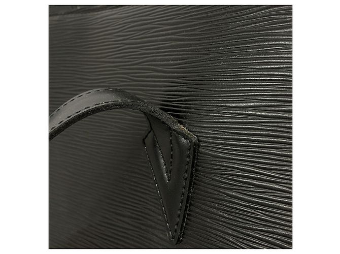 Bolso de Hombro Louis Vuitton Epi Lussac Negro - vista 9