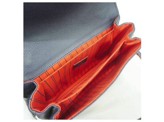 Borsa Louis Vuitton Monogram Empreinte Pochette Metis MM Rosso - vista 4
