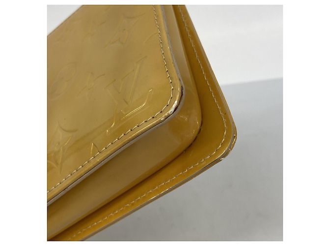 Borsa/Pochette Louis Vuitton Vernis Lexington Beige - vista 6