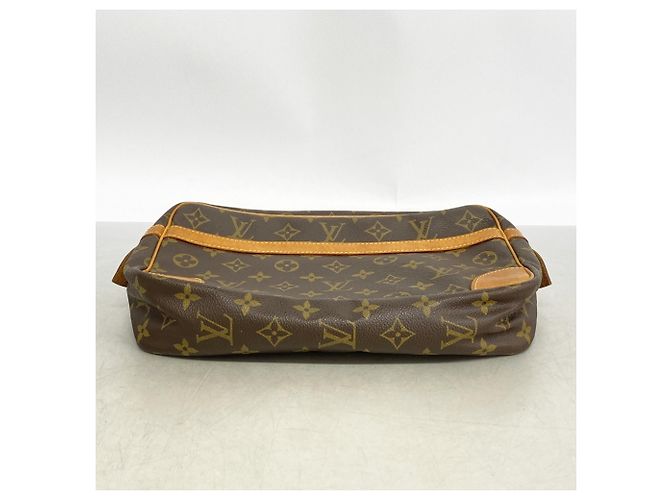Clutch Louis Vuitton Monogram Compiegne 28 Marrone - vista 3