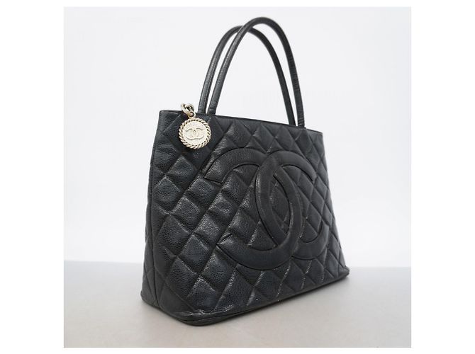 Timeless Borsa Tote Chanel in pelle di vitello martellata nera Nero - vista 2