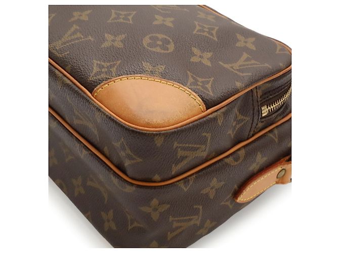 Borsa a tracolla Louis Vuitton Monogram Nile Marrone - vista 4