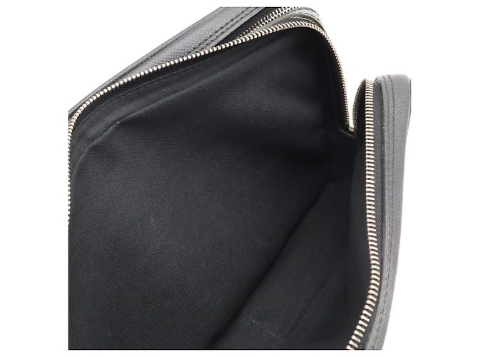 Louis Vuitton Taiga Pavel Clutch Bag Grau - Ansicht 8