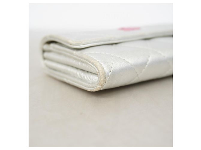 Tarjetero de piel de cordero matelassé Chanel Plata - vista 5