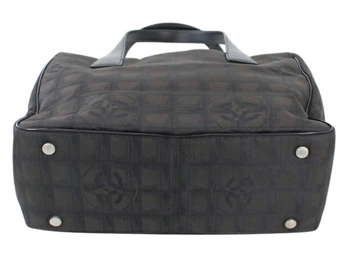 Borsa Chanel New Travel Line Tote PM Dark Brown Marrone scuro - vista 6