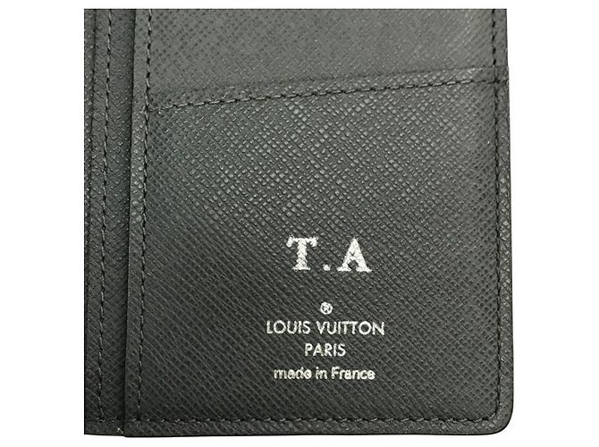 Louis Vuitton Taiga Portefeuille Brazza Long Wallet Castaño - vista 5