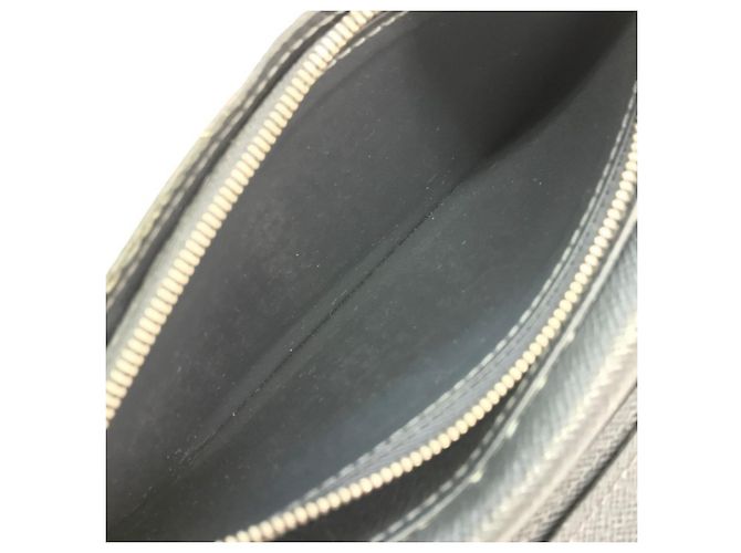 Louis Vuitton Epi Portefeuille Plaza Long Wallet Nero - vista 8