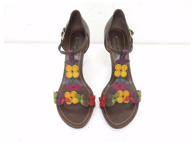 SANDALI LOUIS VUITTON AUBEPINE T-STRAP FLEURS MONOGRAM 38 Marrone - vista 5