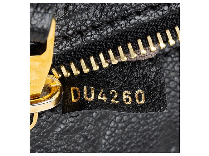 Borsa a tracolla Pochette Metis Monogram Empreinte Louis Vuitton Nero - vista 6