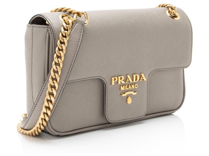 Borsa a tracolla con patta in Saffiano Prada Grigio - vista 2