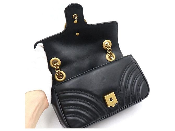 Marmont Gucci Mini borsa a tracolla con catena e borsa a tracolla - vista 6
