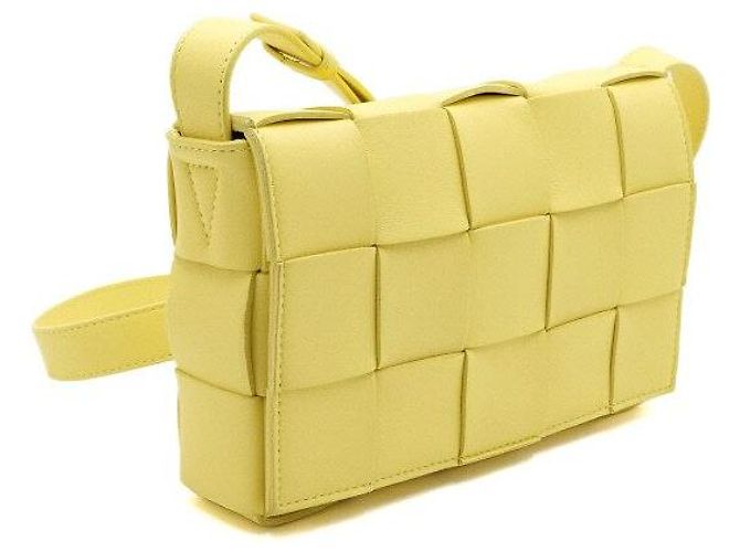 Bottega Veneta Borsa a Spalla e Borsa a Tracolla Intrecciato Cassette Gialla Giallo - vista 3