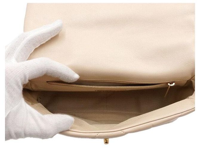 Chanel Borsa Tote Flapbag e Borsa a Tracolla con Patta Nero - vista 6