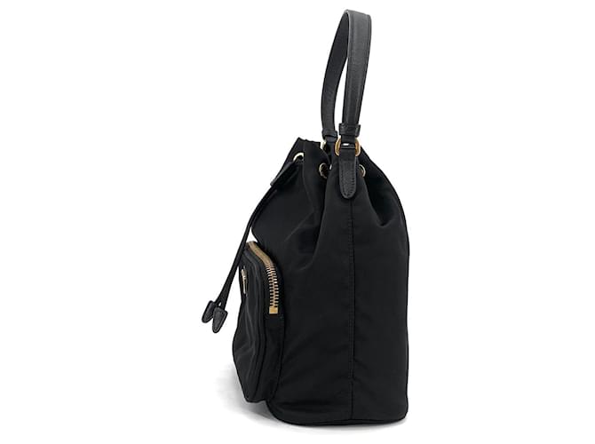 Prada Borsa a secchiello in Re-Nylon Pocono Nero - vista 4