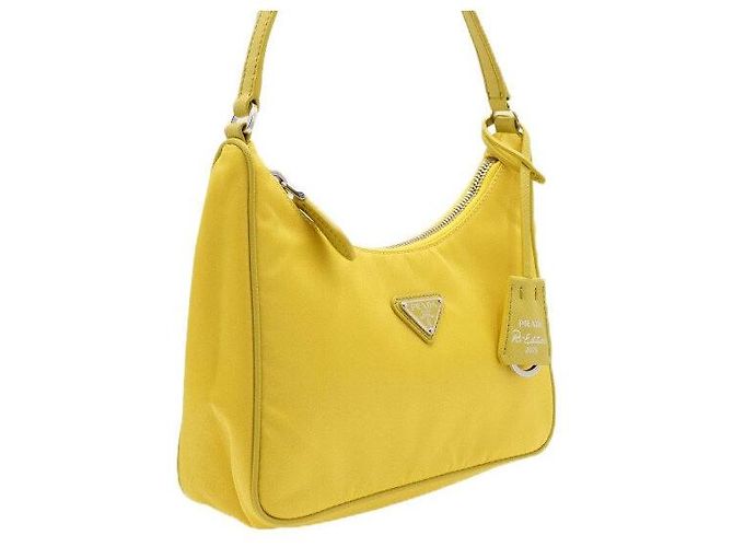 Tote Prada Borsa Hobo Re-Edition in nylon giallo - vista 3
