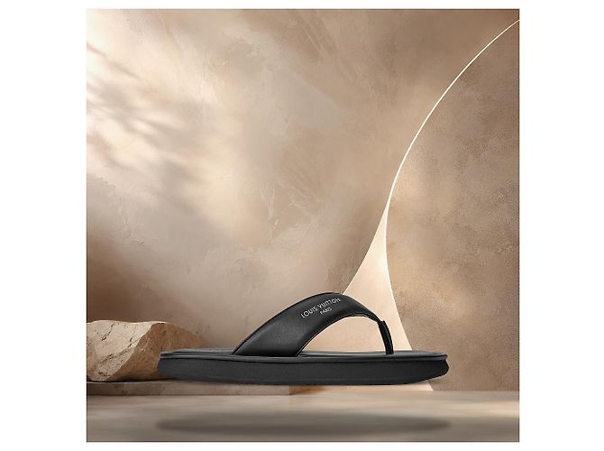 Louis Vuitton Sandali Flip-Flop Neri Nero - vista 3