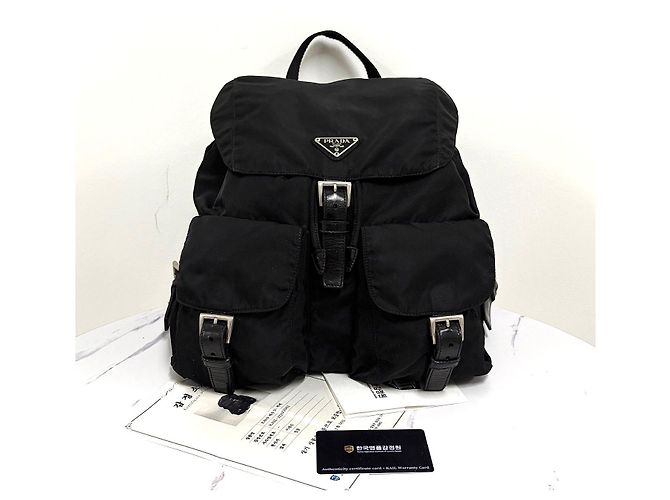 Prada Zaino in Nylon Triangle Logo Medium Nero - vista 3