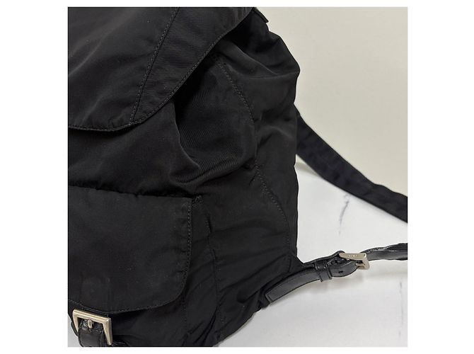 Prada Zaino in Nylon Triangle Logo Medium Nero - vista 8
