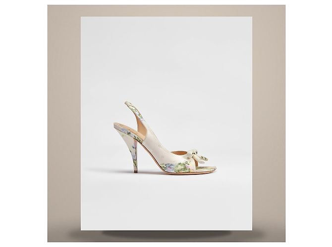 Louis Vuitton Sandali slingback con tacco multicolore con fiocco - vista 2