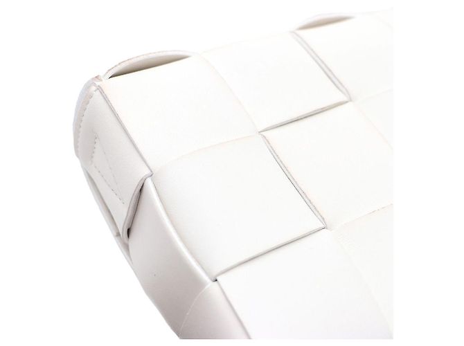 Bottega Veneta Borsa a Spalla e Borsa a Tracolla Intrecciato Cassette Bianco - vista 6