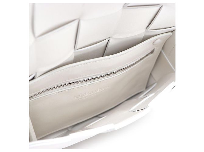 Bottega Veneta Borsa a Spalla e Borsa a Tracolla Intrecciato Cassette Bianco - vista 8