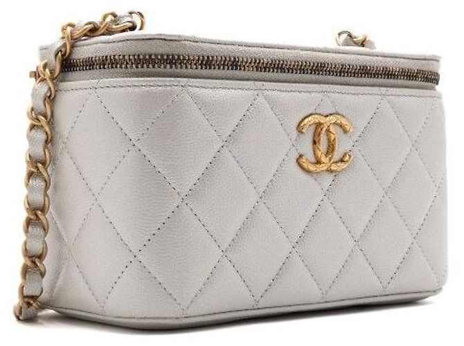 Vanity Chanel Beauty case Caviar Grigio Perla con catena dorata Marrone - vista 3