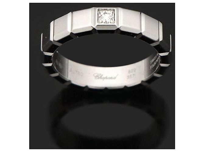 Chopard Anello Ice Cube in Oro Bianco e Diamanti Misura - vista 2