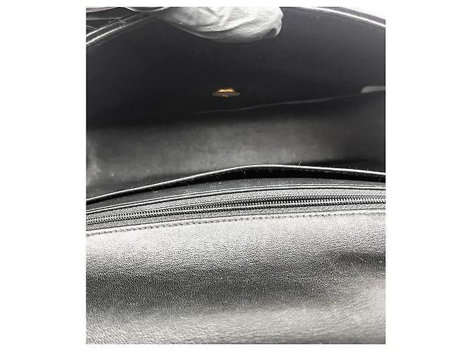 Chanel Tote Bag mit Tragegriff aus schwarzem Lackleder - Ansicht 10