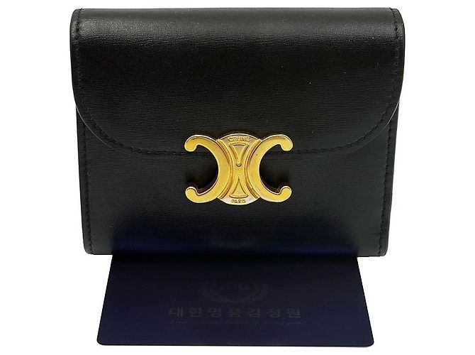 Céline Portafoglio piccolo con patta Triomphe in pelle di vitello lucida nera Nero - vista 3