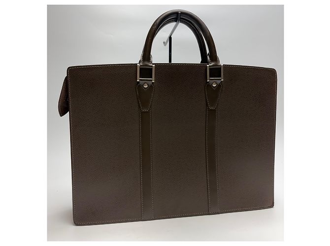 Louis Vuitton Borsa Documenti Tiga Lozan Marrone Unisex - vista 11