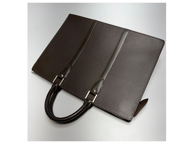 Louis Vuitton Borsa Documenti Tiga Lozan Marrone Unisex - vista 14