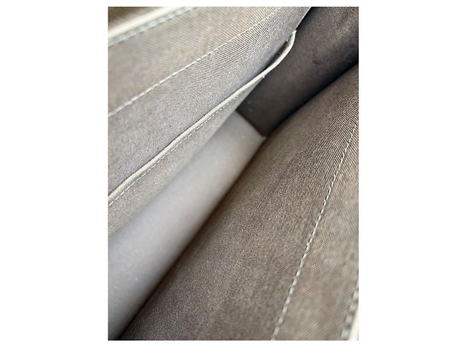 Louis Vuitton Borsa Documenti Tiga Lozan Marrone Unisex - vista 18