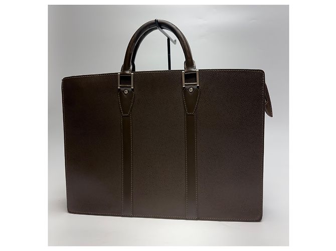 Louis Vuitton Borsa Documenti Tiga Lozan Marrone Unisex - vista 3