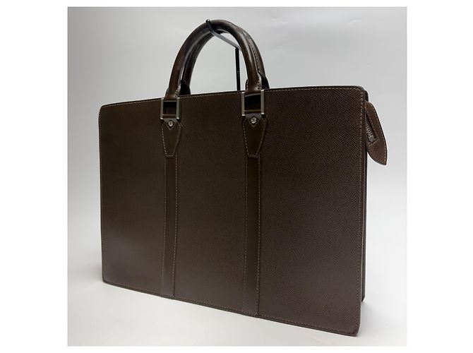Louis Vuitton Borsa Documenti Tiga Lozan Marrone Unisex - vista 6