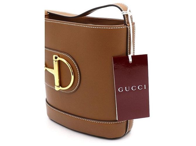 Gucci Kleiner Leder-Eimerbeutel und Schultertasche in Braun - Ansicht 8