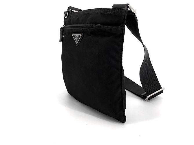 Prada Mini sac messager bandoulière en nylon avec logo triangle - vue 4