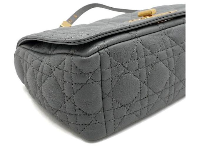 Dior Borsa a Spalla Caro Medium in Stone Grey Marrone - vista 9