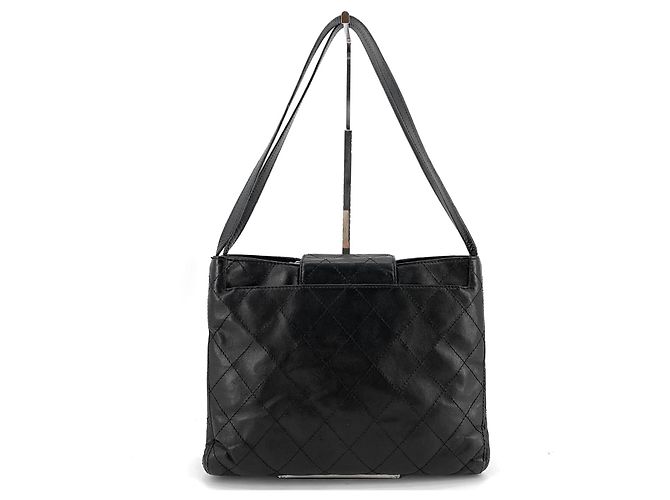 Chanel Vintage gesteppte Schultertasche aus Lammfell Schwarz - Ansicht 2