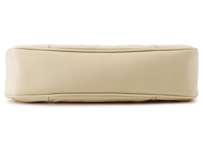 Prada Triangle Nylon Schultertasche Beige - Ansicht 3